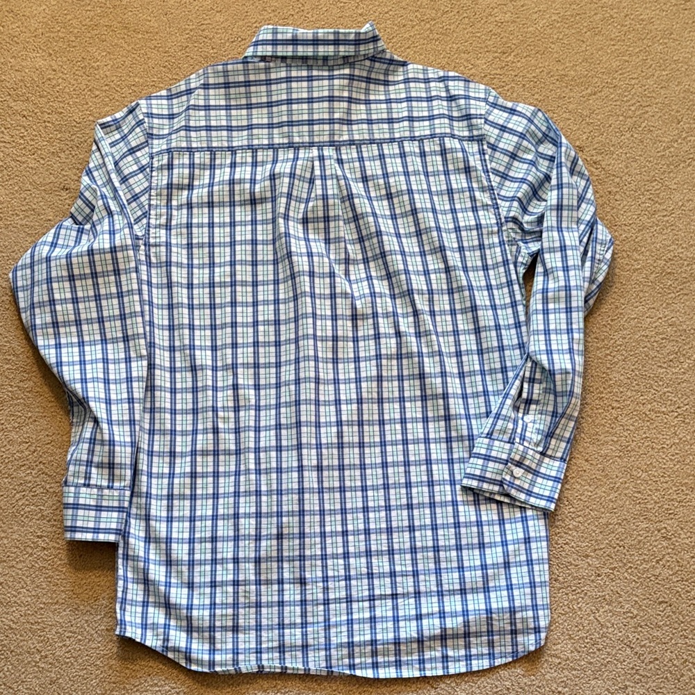 Two Izod boy’s button ups - Picture 5 of 8